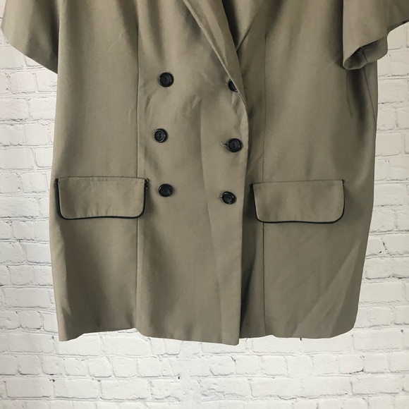 Vintage Made in the USA Vany New York double breasted olive blazer. Size 16W - Picture 5 of 12